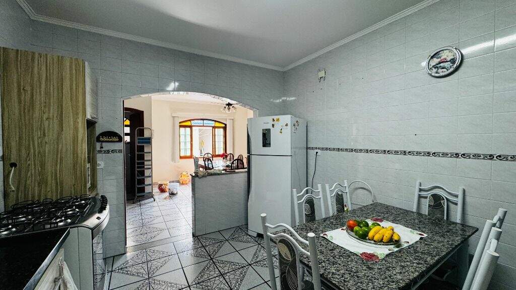 Casa em condomínio à venda no Condomínio Zuleika Jabour: 