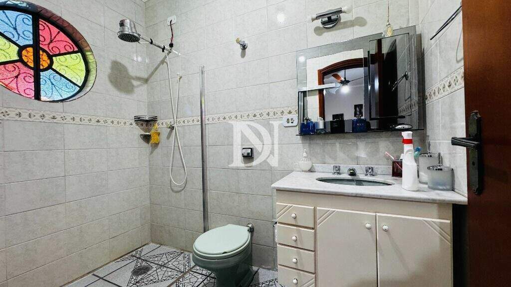 Casa em condomínio à venda no Condomínio Zuleika Jabour: 