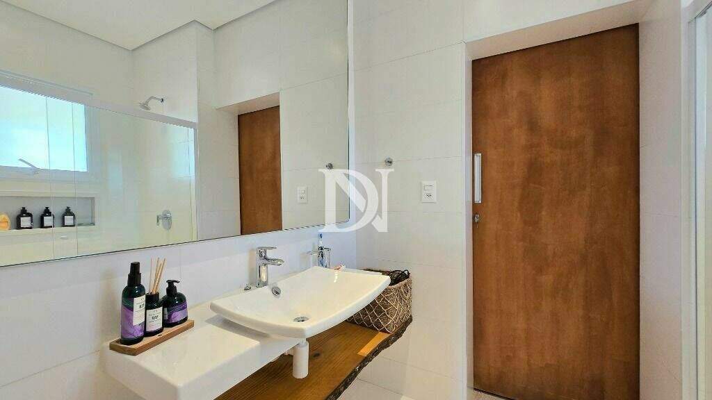 Casa em condomínio à venda no Condomínio Campos de Santo Antônio II: 