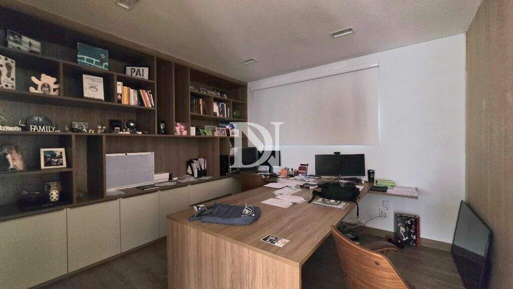 Casa em condomínio à venda no Condomínio Campos de Santo Antônio II: 