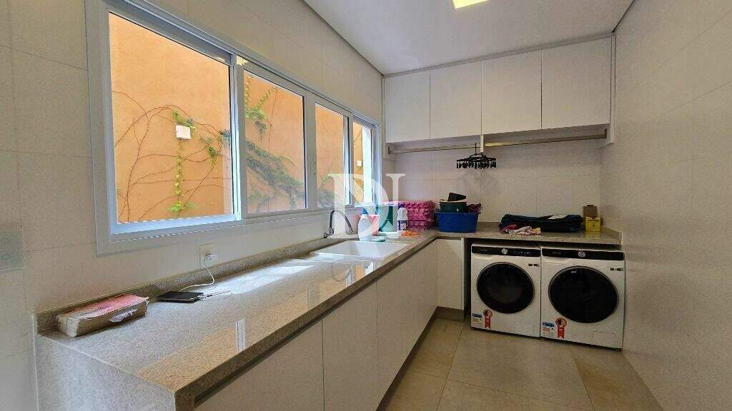 Casa em condomínio à venda no Condomínio Campos de Santo Antônio II: 