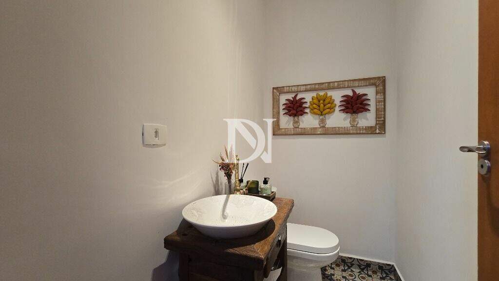 Casa em condomínio à venda no Condomínio Campos de Santo Antônio II: 