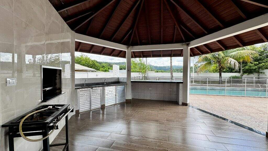 Casa em condomínio à venda no Condomínio Campos de Santo Antônio: 