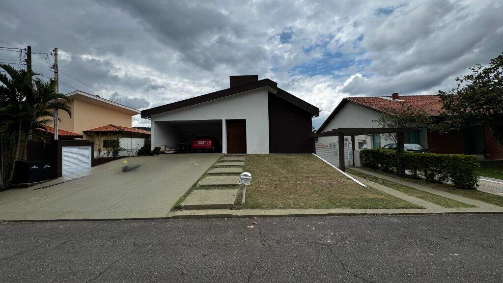 Casa em condomínio à venda no Condomínio Campos de Santo Antônio: 