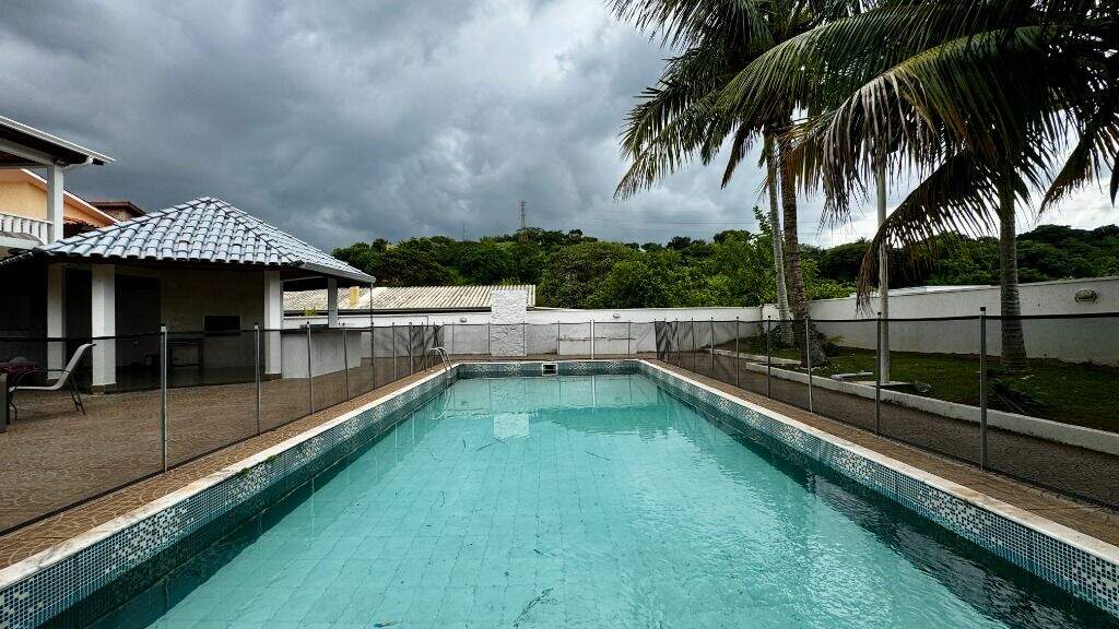Casa em condomínio à venda no Condomínio Campos de Santo Antônio: 