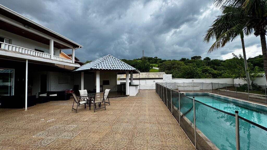Casa em condomínio à venda no Condomínio Campos de Santo Antônio: 