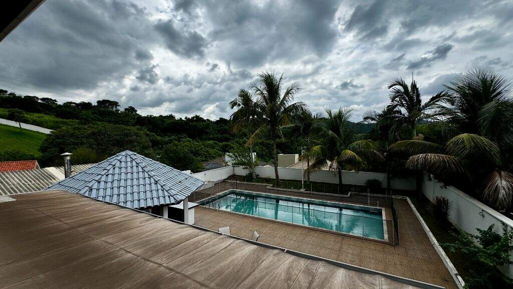 Casa em condomínio à venda no Condomínio Campos de Santo Antônio: 