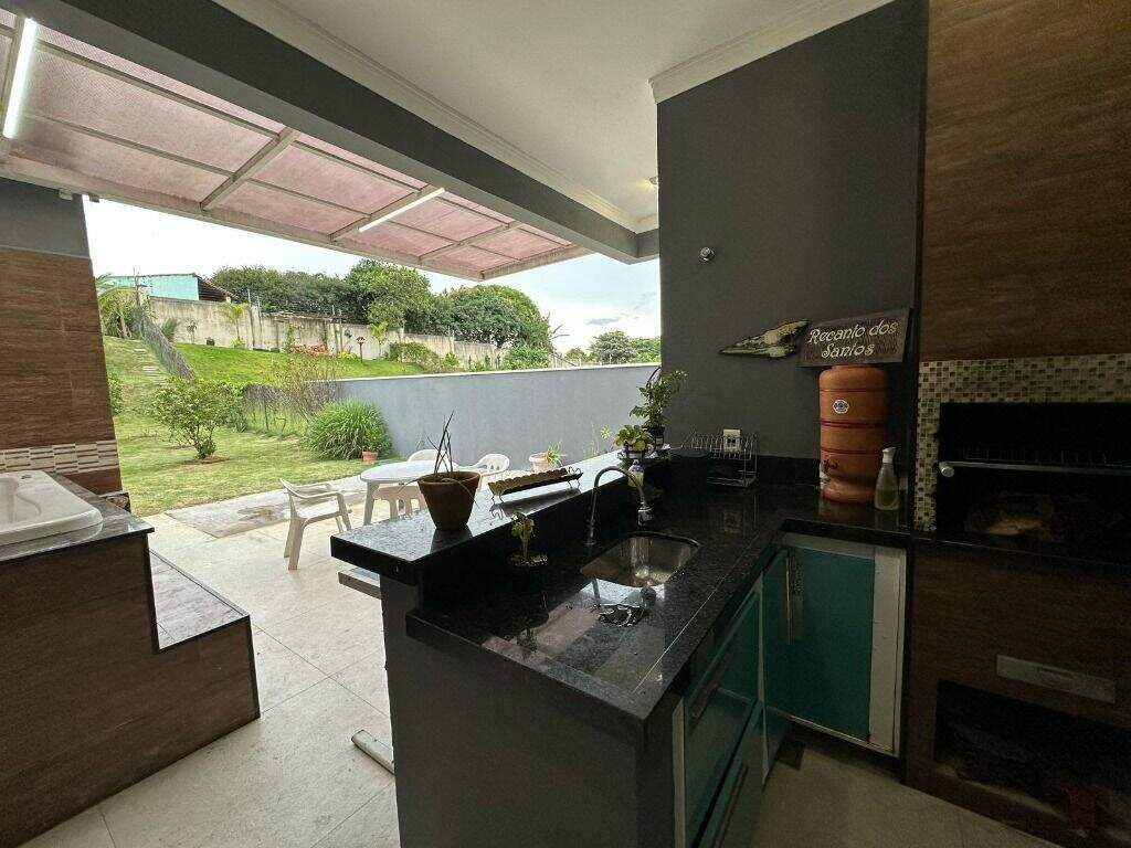 Casa em condomínio à venda no Condominio Portal dos Bandeirantes: 