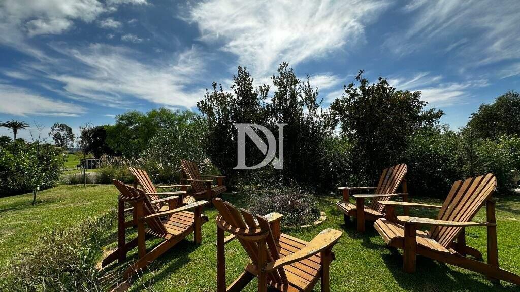 Casa em condomínio à venda no Condomínio Terras de São José: 