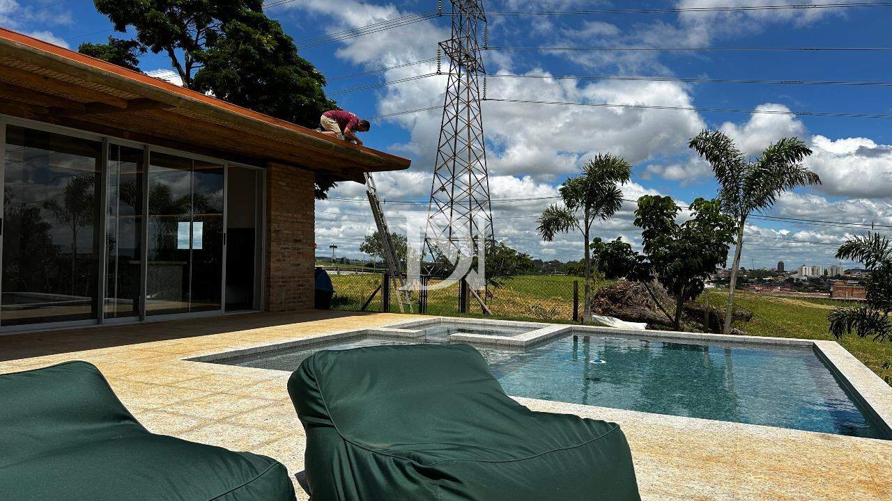 Casa em condomínio à venda no Condomínio Campos de Santo Antônio II: 