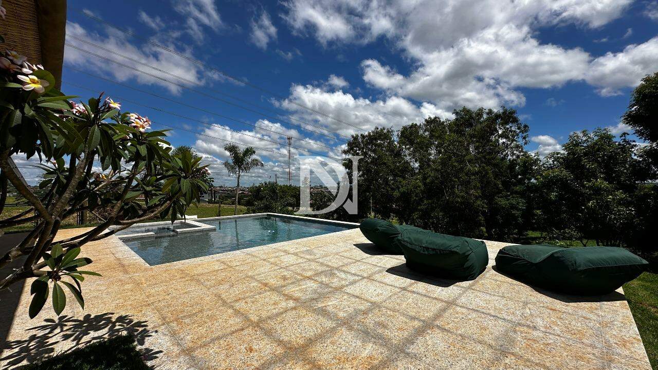Casa em condomínio à venda no Condomínio Campos de Santo Antônio II: 