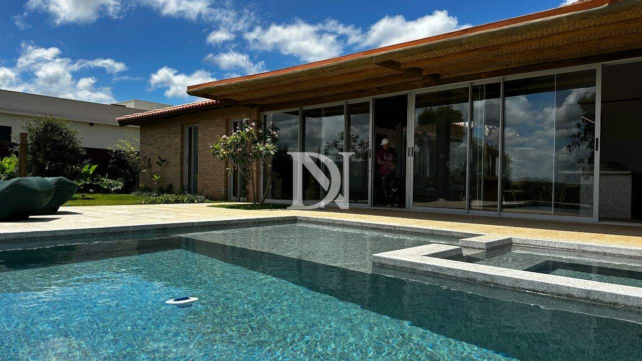 Casa em condomínio à venda no Condomínio Campos de Santo Antônio II: 