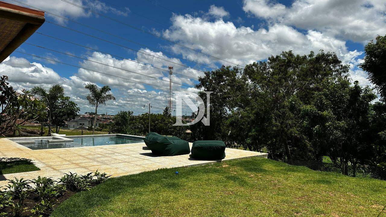 Casa em condomínio à venda no Condomínio Campos de Santo Antônio II: 