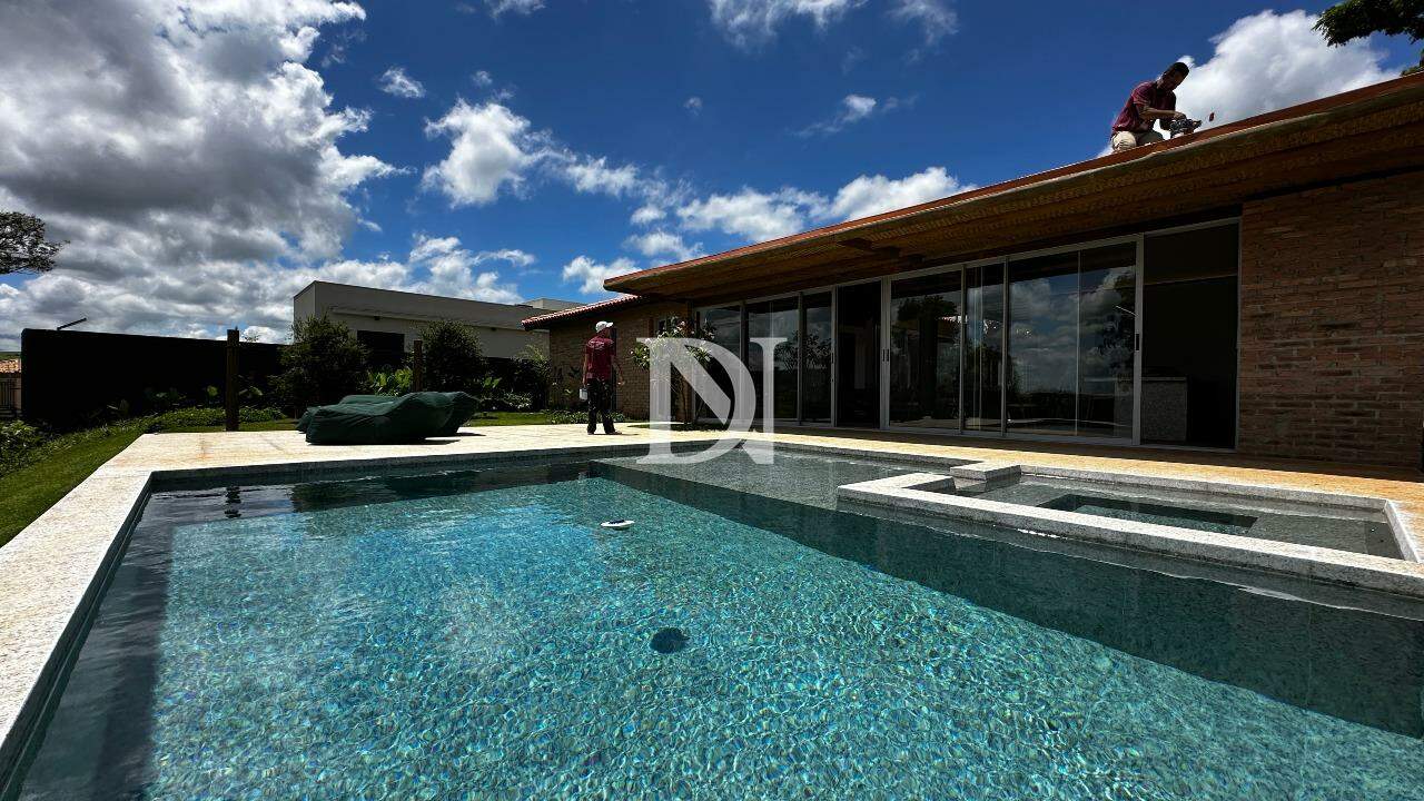 Casa em condomínio à venda no Condomínio Campos de Santo Antônio II: 