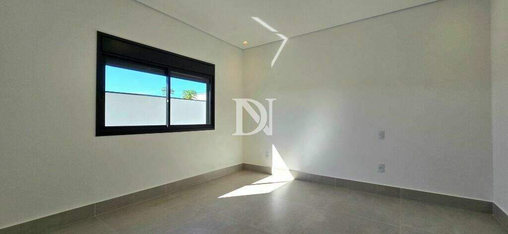 Casa em condomínio à venda no Condomínio Campos de Santo Antônio II: 