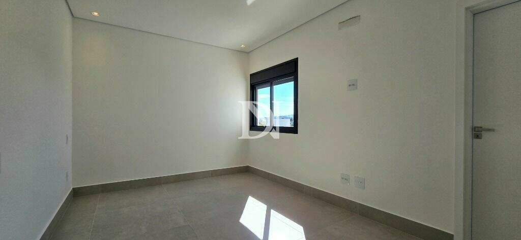 Casa em condomínio à venda no Condomínio Campos de Santo Antônio II: 