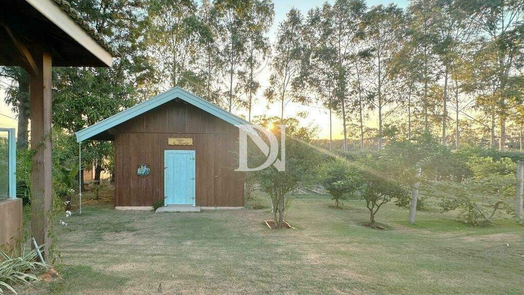 Casa em condomínio à venda no Condomínio Haras Paineiras: 