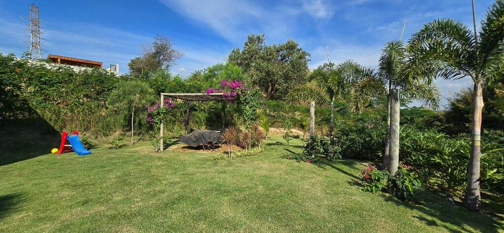 Casa em condomínio à venda no Condomínio Campos de Santo Antônio II: 
