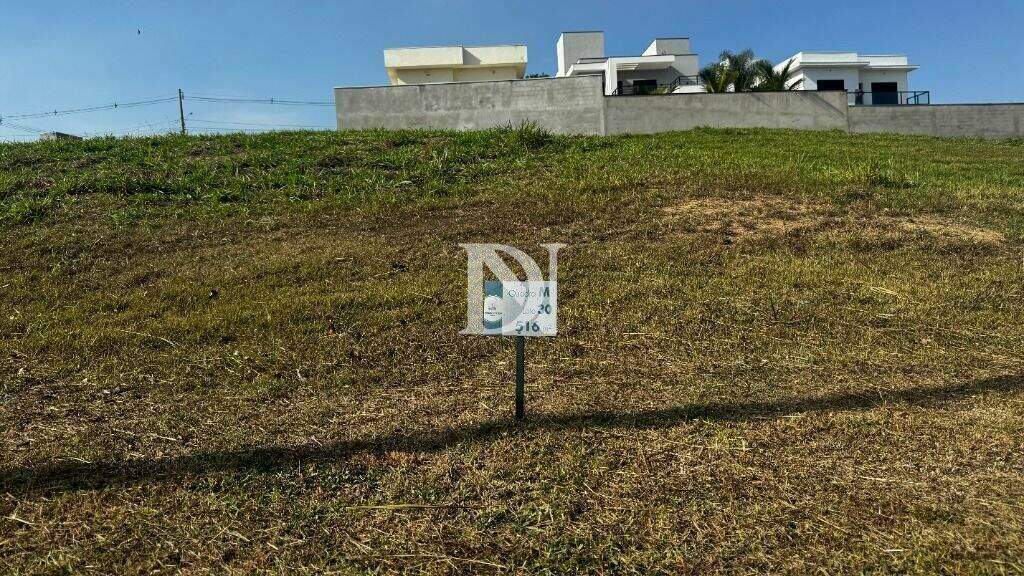 Terreno em condomínio à venda no Mirante dos Ipês: 