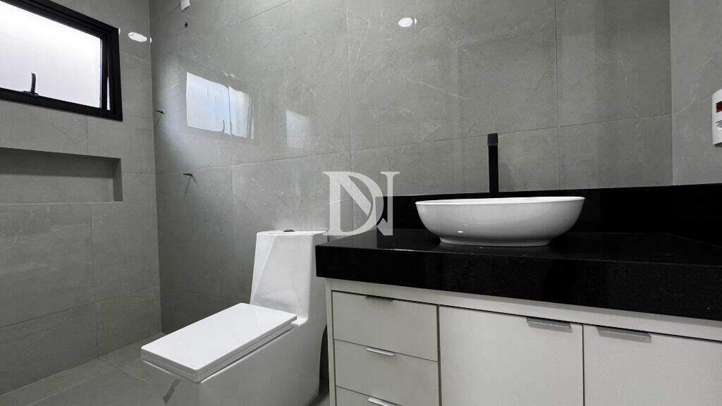 Casa em condomínio à venda no Condomínio Residencial Una: 