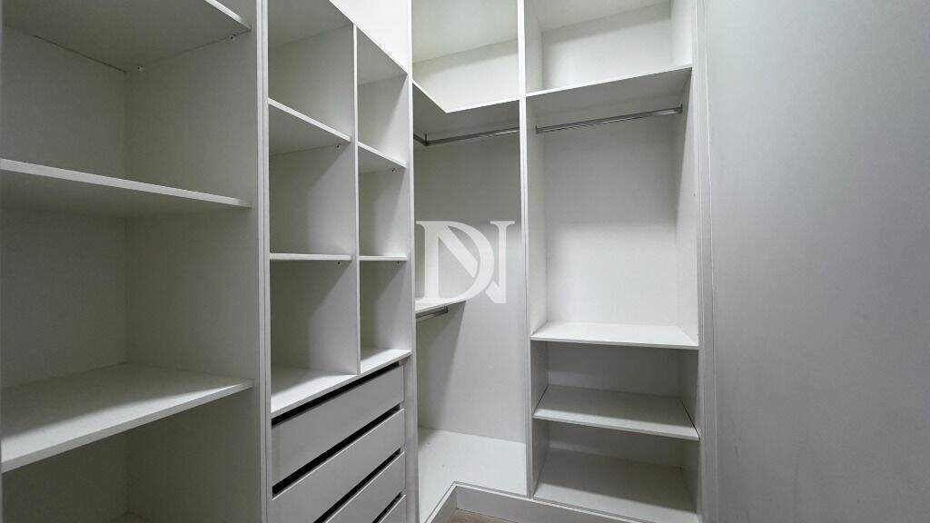Casa em condomínio à venda no Condomínio Residencial Una: 