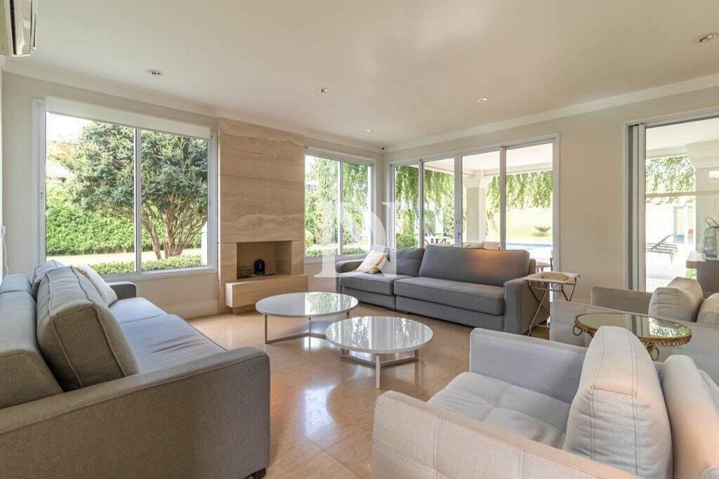 Casa em condomínio à venda no Condomínio Terras de São José: 