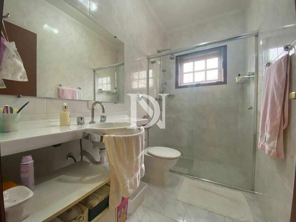 Casa em condomínio para aluguel no Condomínio Monte Belo: 
