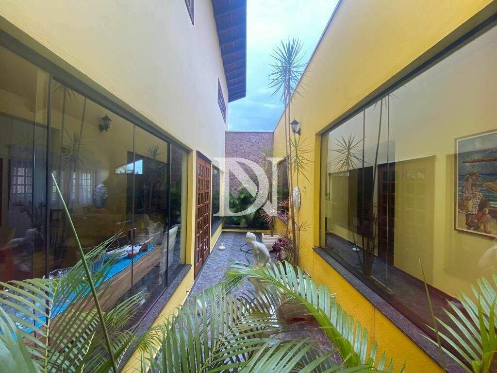 Casa em condomínio para aluguel no Condomínio Monte Belo: 