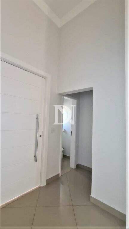 Casa em condomínio para aluguel no Condomínio Jardim Theodora: 