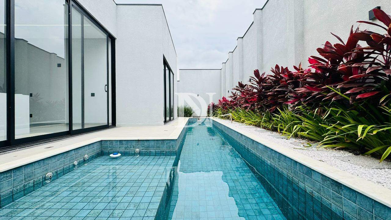 Casa em condomínio à venda no Condomínio Alphaville Castello: 