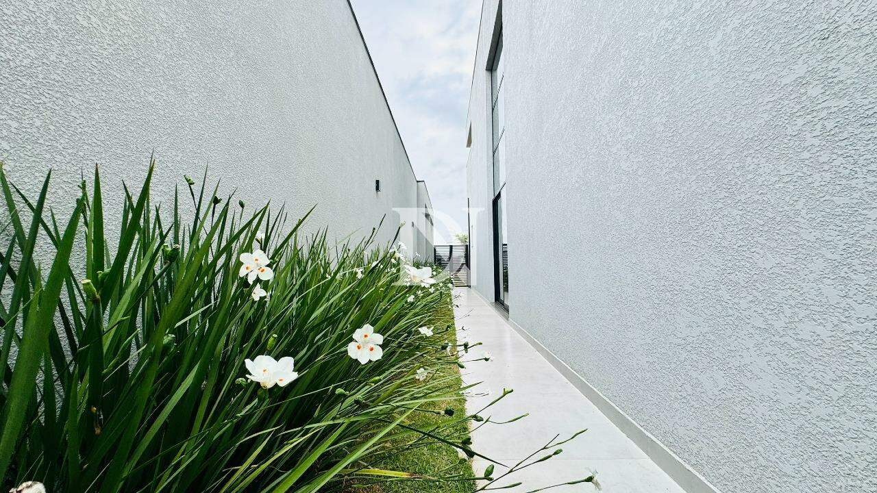 Casa em condomínio à venda no Condomínio Alphaville Castello: 
