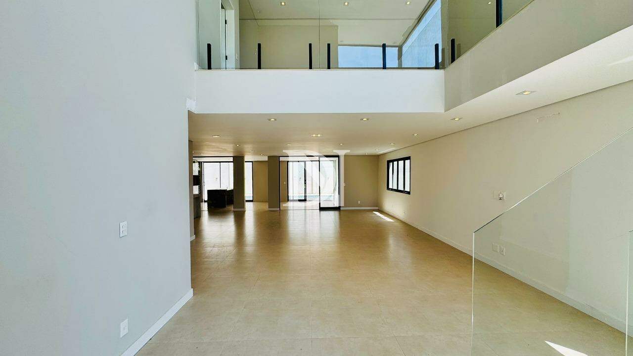 Casa em condomínio à venda no Condomínio Alphaville Castello: 