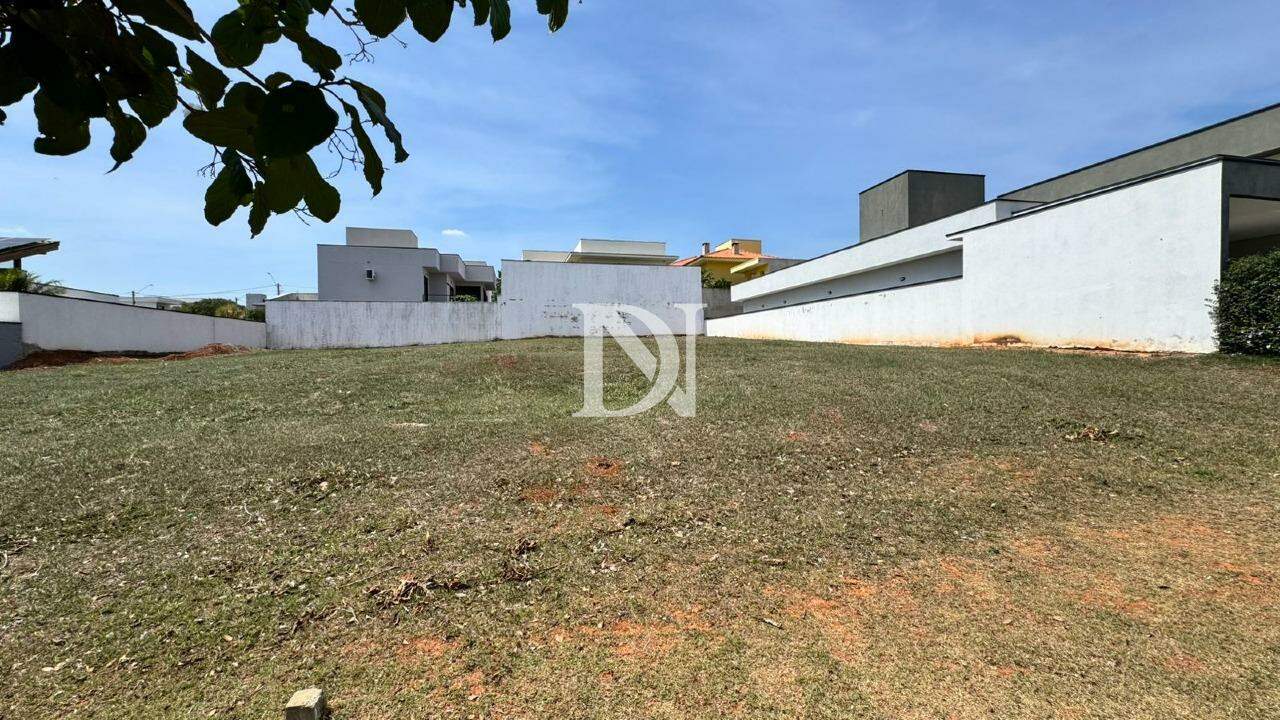 Terreno em condomínio à venda no Condomínio Residencial Una: 
