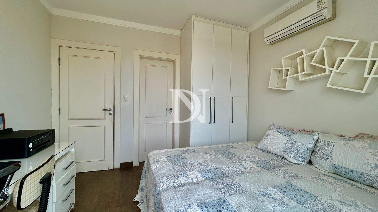 Casa em condomínio à venda no Condomínio Jardim Plaza Athénée: 