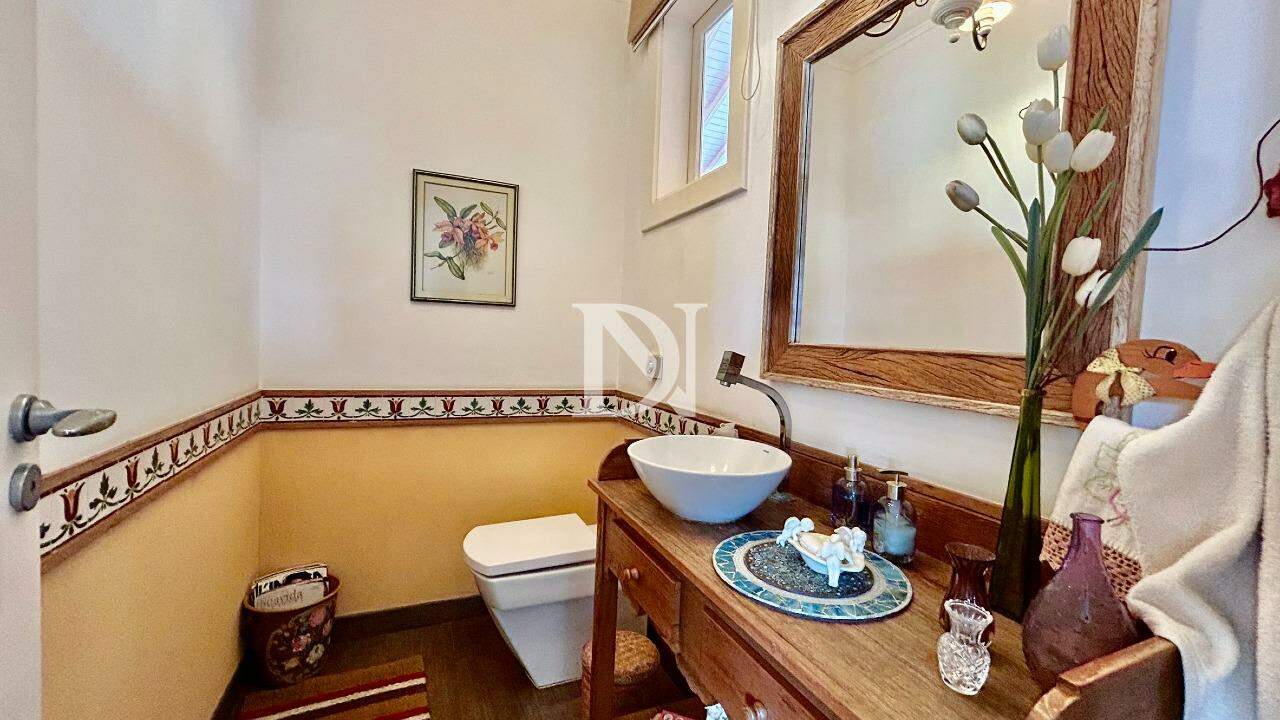 Casa em condomínio à venda no Condomínio Jardim Plaza Athénée: 