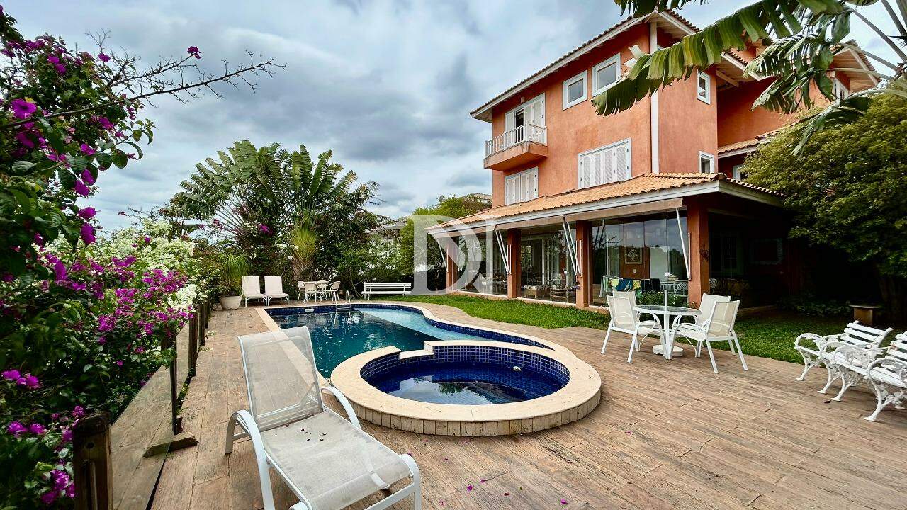 Casa em condomínio à venda no Condomínio Jardim Plaza Athénée: 
