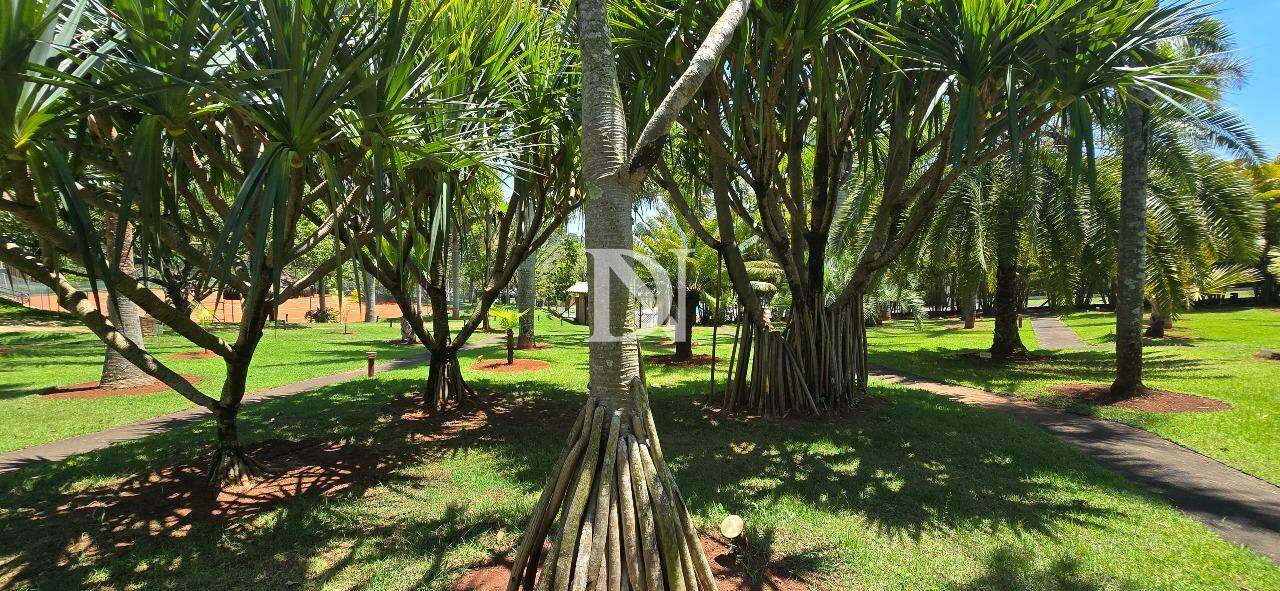 Casa em condomínio à venda no Condomínio Paraíso Marriot: 