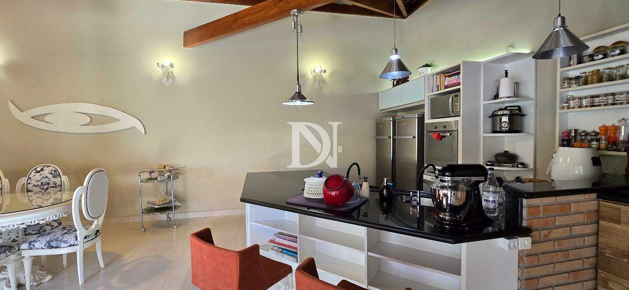 Casa em condomínio à venda no Condomínio Paraíso Marriot: 