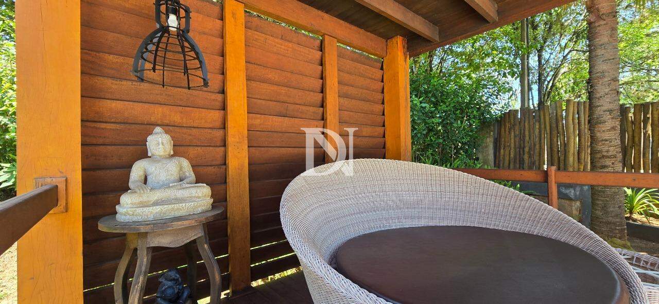 Casa em condomínio à venda no Condomínio Paraíso Marriot: 