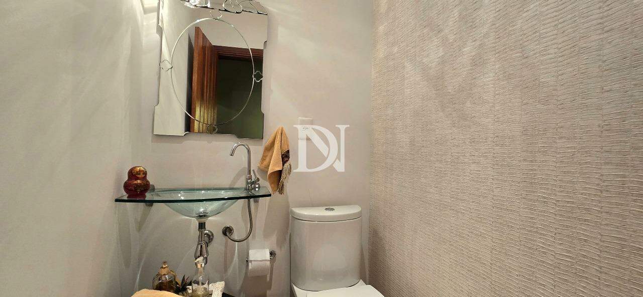 Casa em condomínio à venda no Condomínio Paraíso Marriot: 