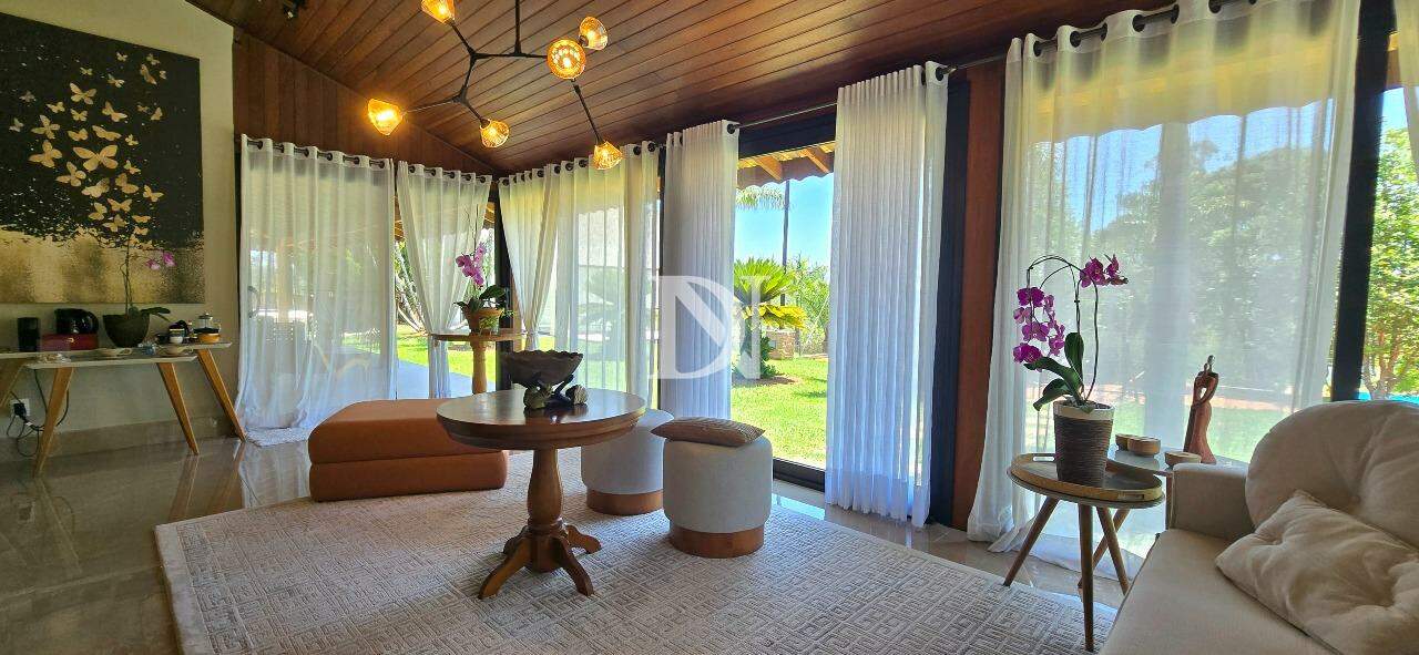 Casa em condomínio à venda no Condomínio Paraíso Marriot: 