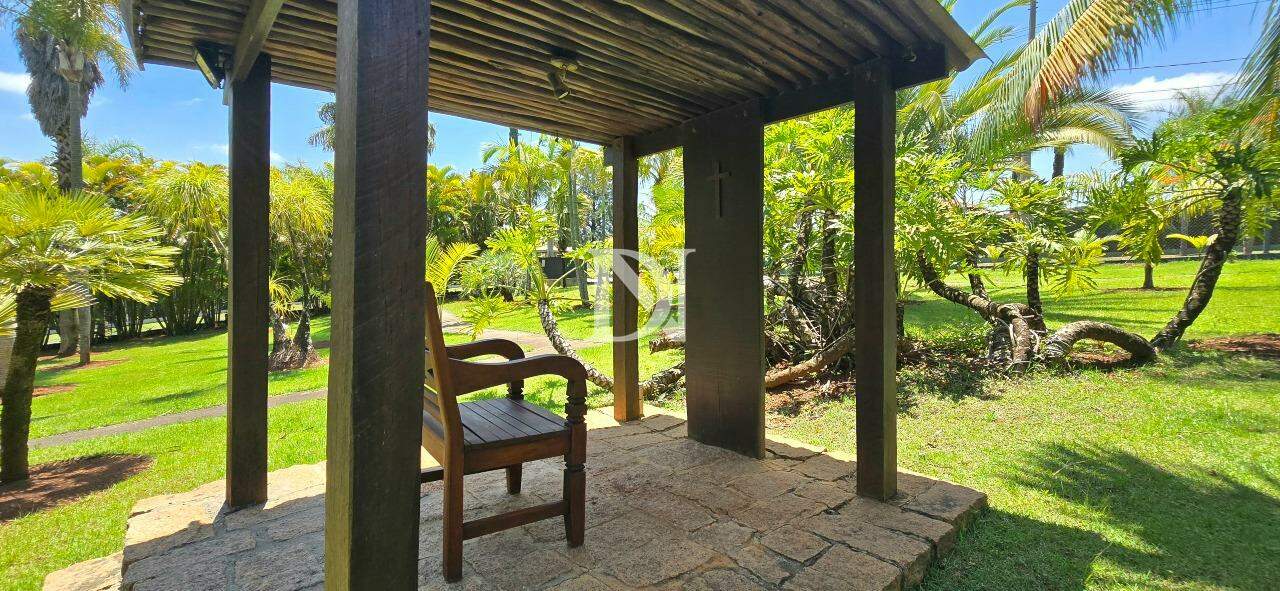 Casa em condomínio à venda no Condomínio Paraíso Marriot: 