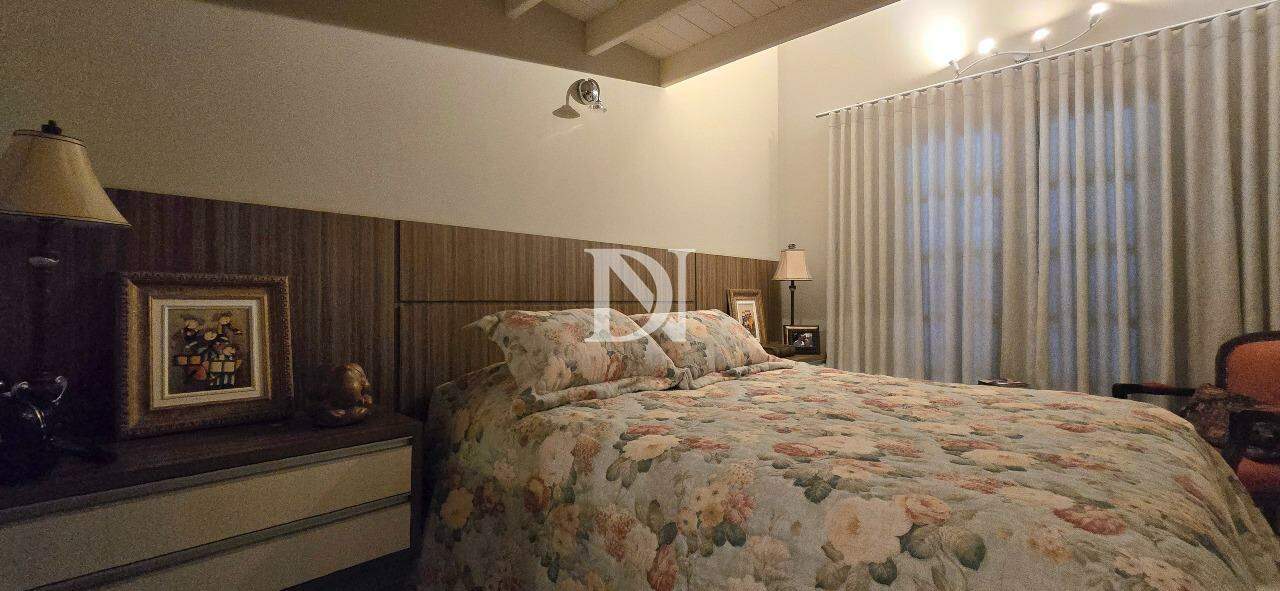 Casa em condomínio à venda no Condomínio Paraíso Marriot: 