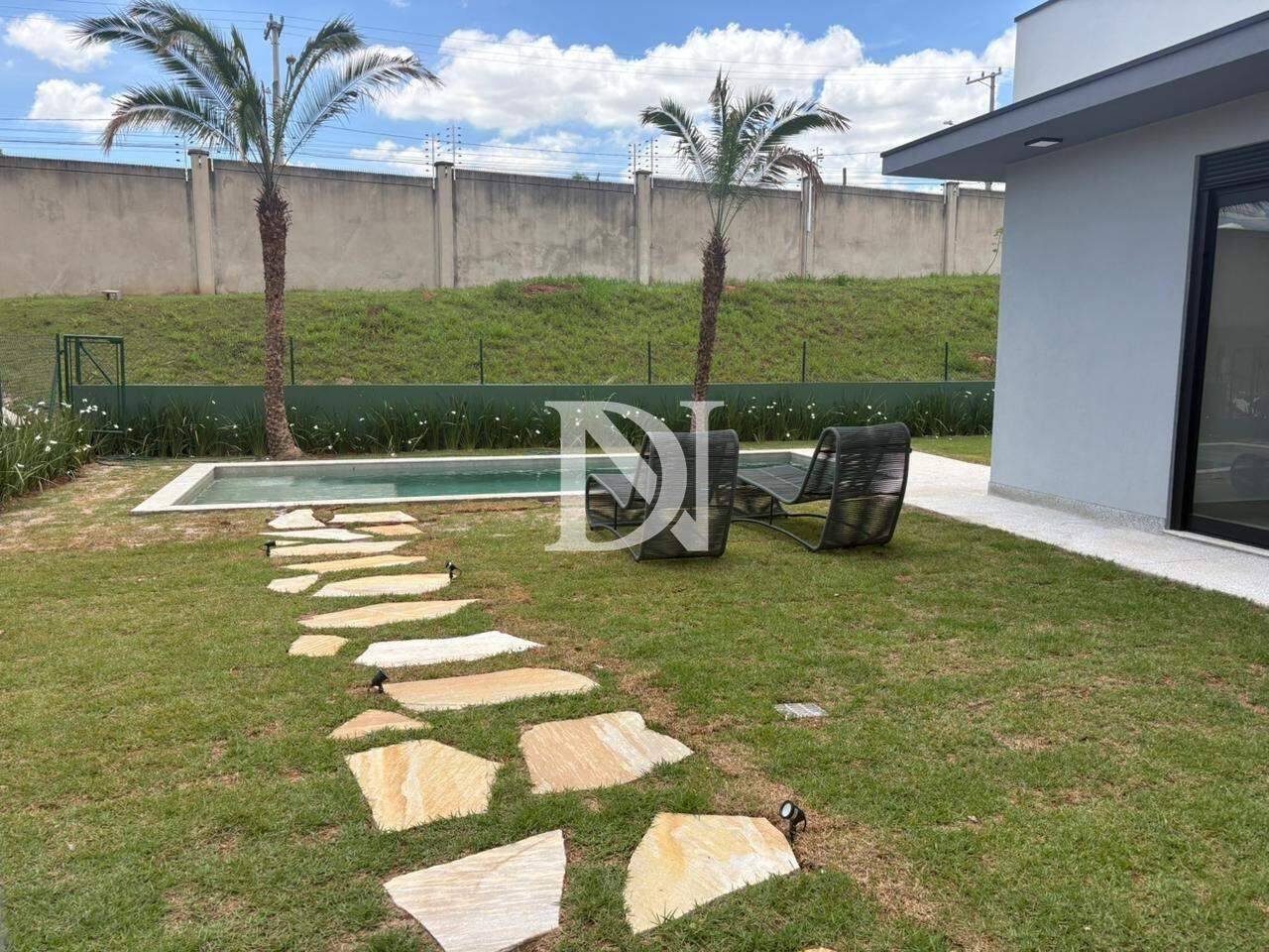 Casa em condomínio à venda no Portal dos Bandeirantes Salto: 