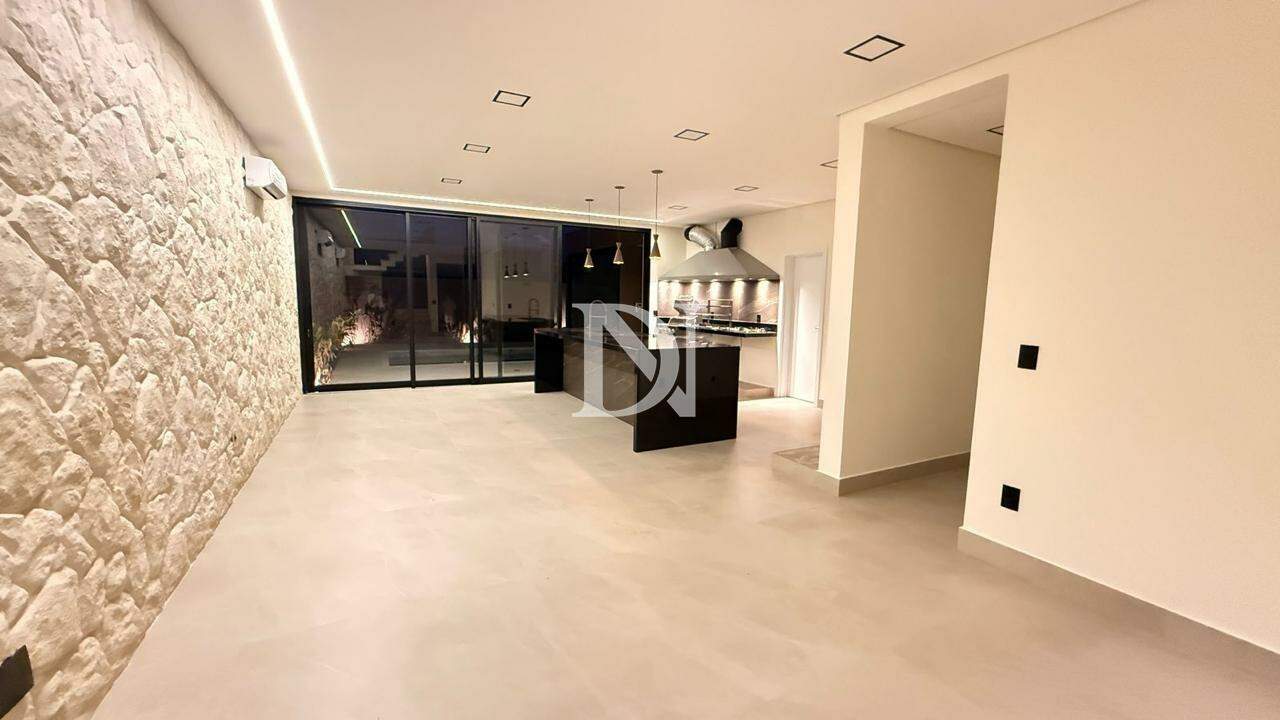 Casa em condomínio à venda no Condominio Mont Blanc: 
