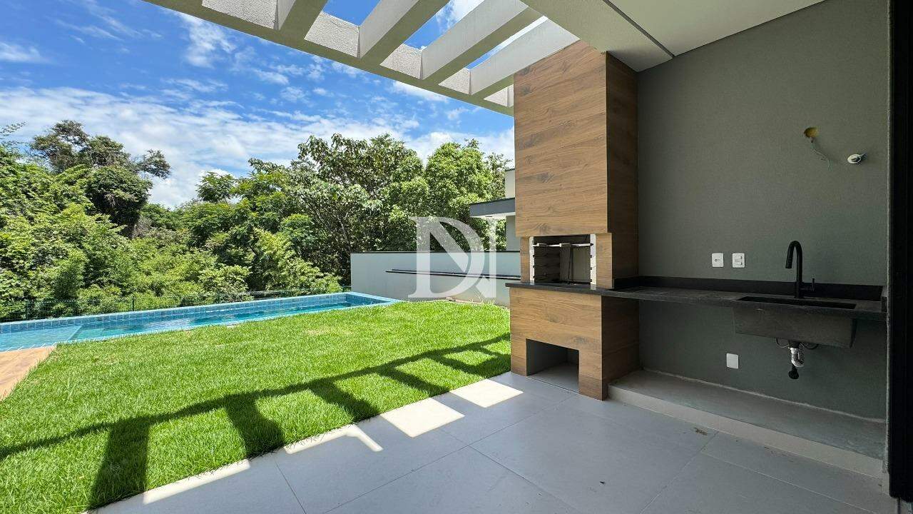 Casa em condomínio à venda no Condomínio Residencial Una: 