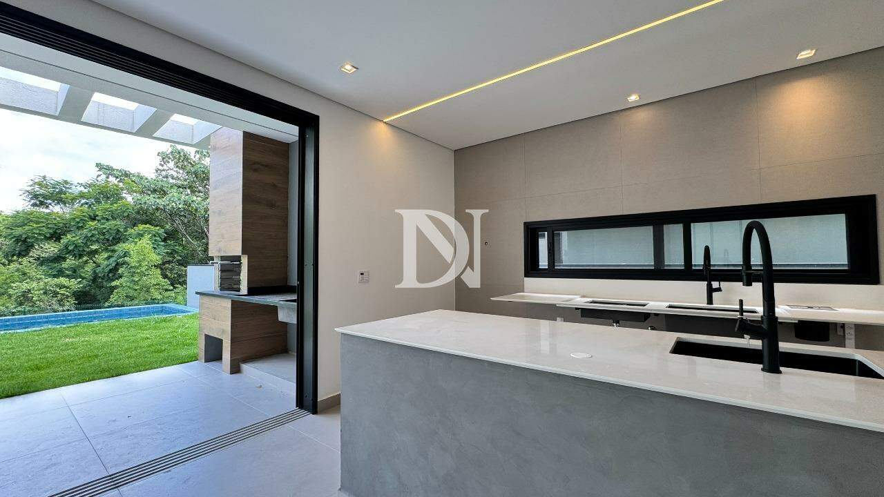 Casa em condomínio à venda no Condomínio Residencial Una: 