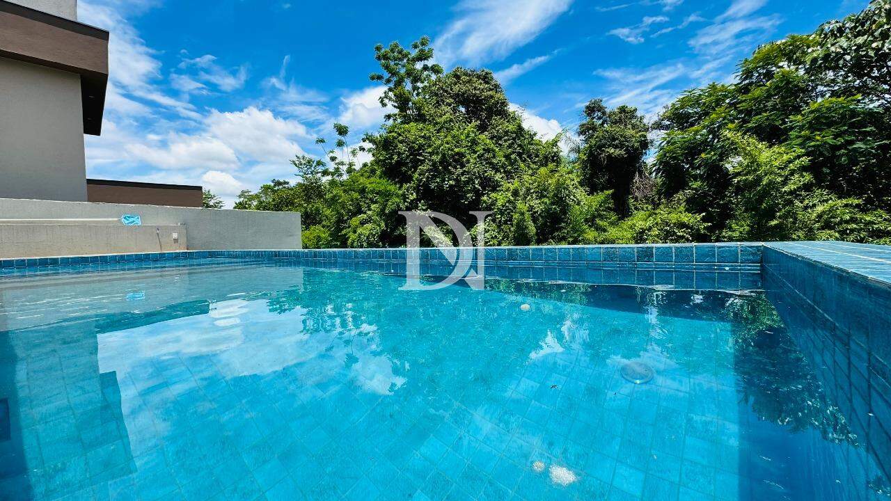Casa em condomínio à venda no Condomínio Residencial Una: 