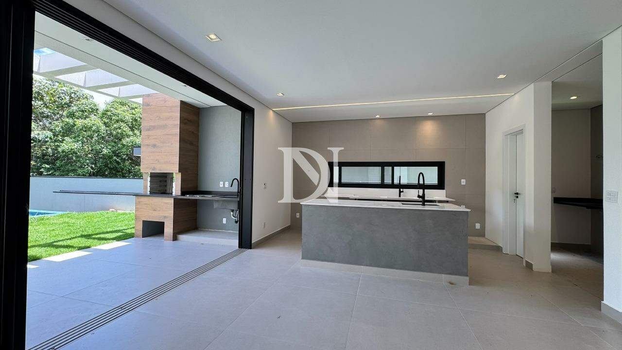 Casa em condomínio à venda no Condomínio Residencial Una: 