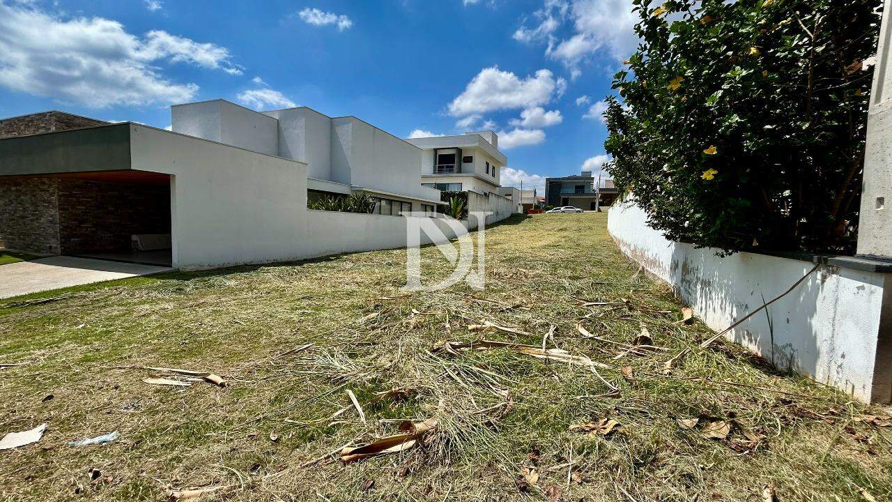 Terreno em condomínio à venda no Condomínio Reserva Saint Paul: 